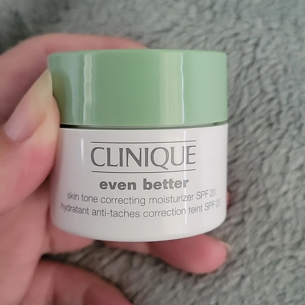 NWOT CLINIQUE Even better